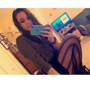 Meet your Posher, Hannah